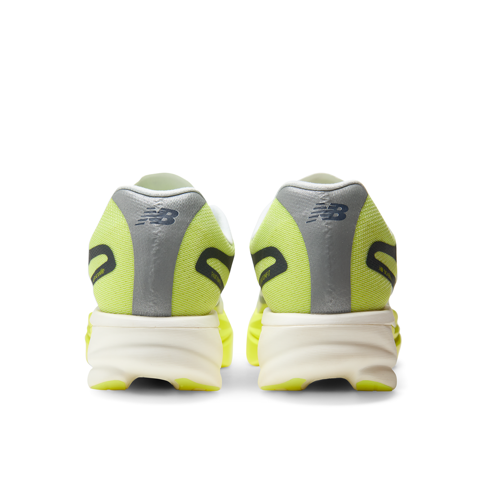 New Balance SuperComp Elite v6 in GRAU
