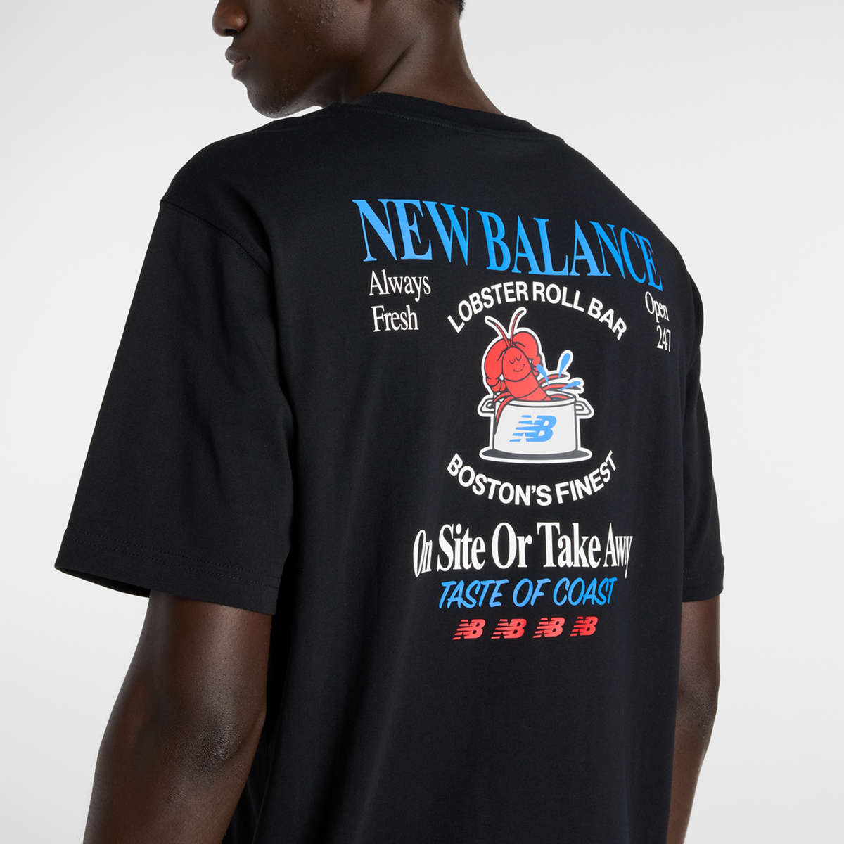 New Balance Lobster Roll T-Shirt in SCHWARZ