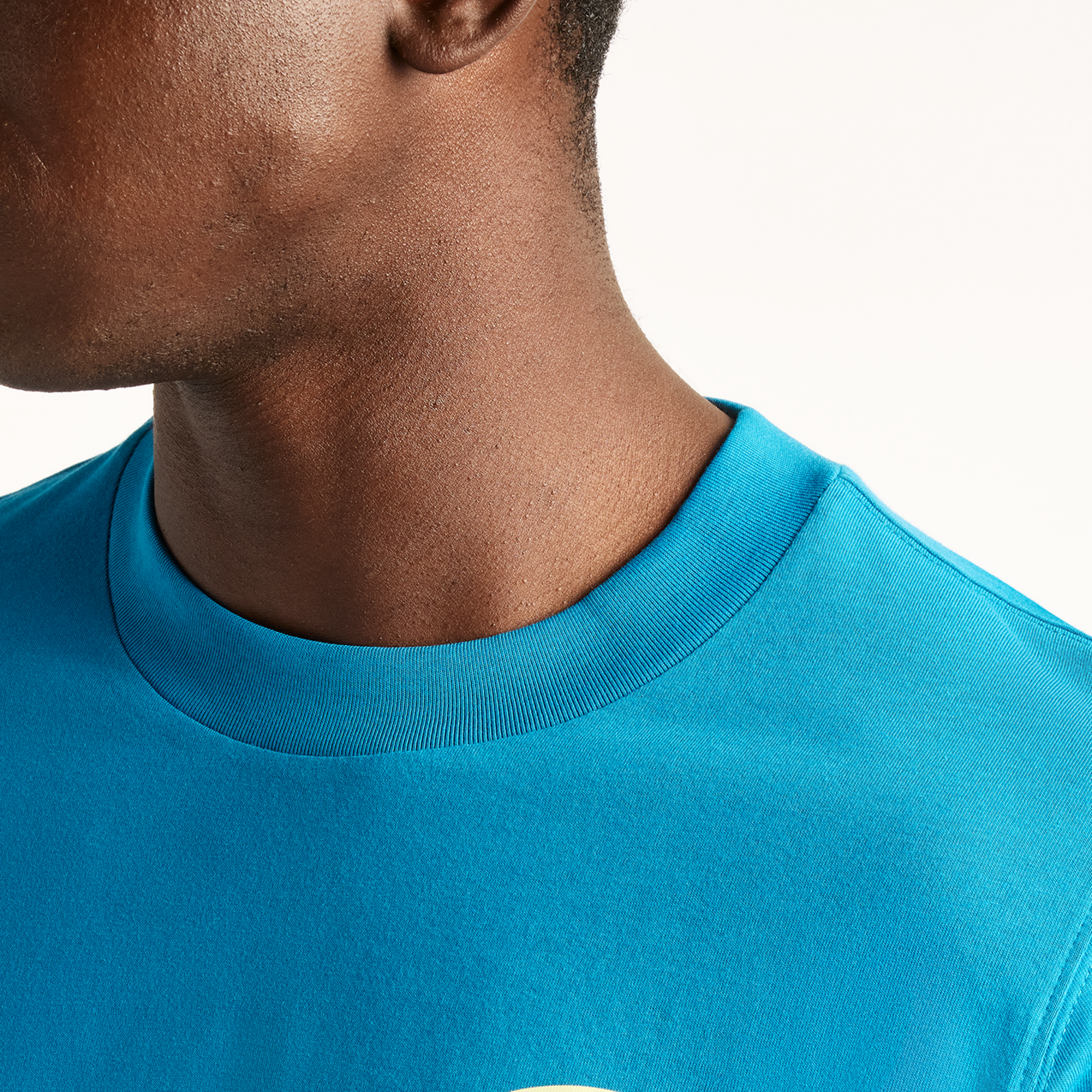 New Balance Oval Badge Relaxed T-Shirt in