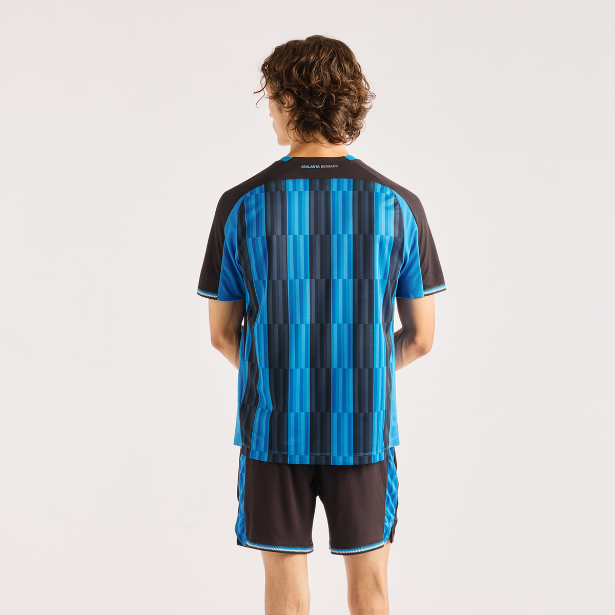 New Balance Atalanta Bergamo Home SS Jersey 26/27 in BLAU