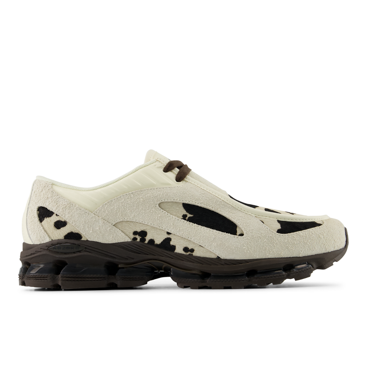 New Balance 1890A Animalistic in BEIGE