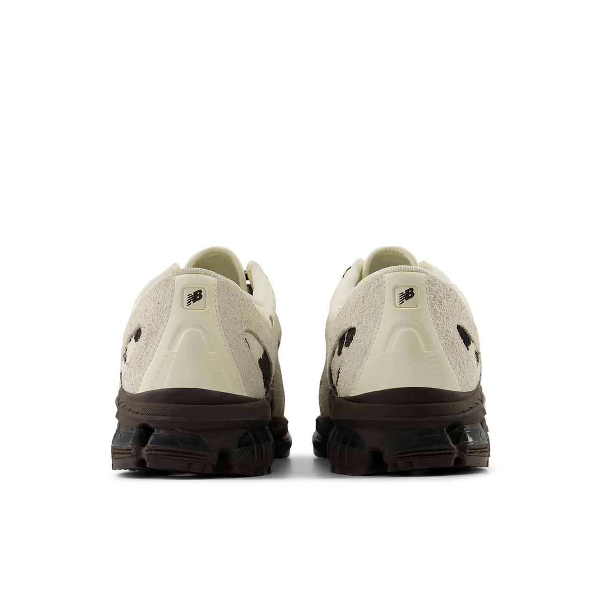 New Balance 1890A Animalistic in BEIGE