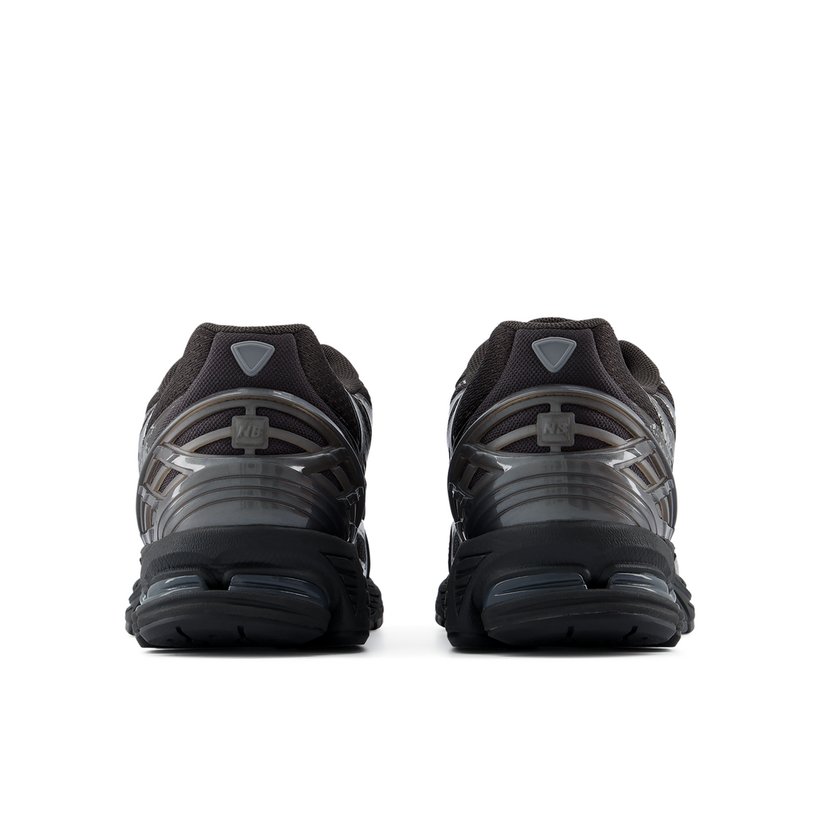 New Balance 1906W Metallics in SCHWARZ