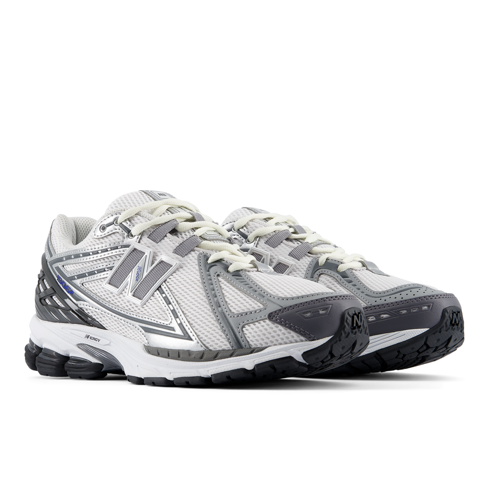 New Balance 1906R Staple in GRAU