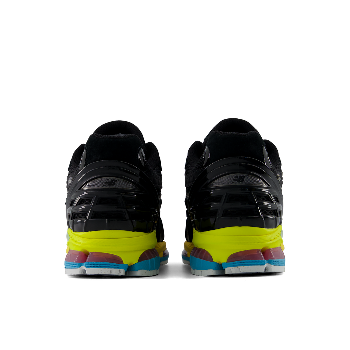 New Balance 1945R Tech Energy in SCHWARZ