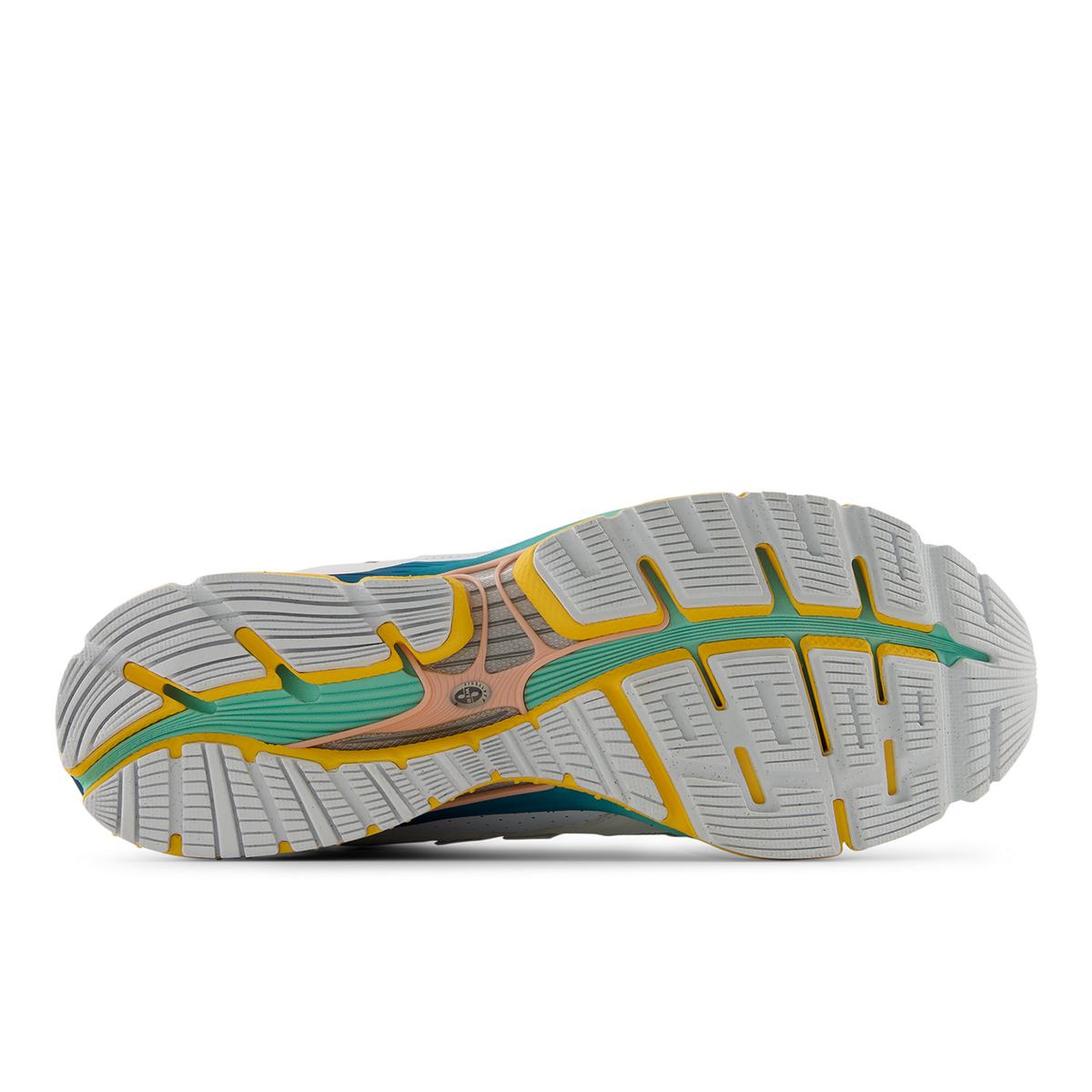 New Balance 1945R Tech Energy in GRAU