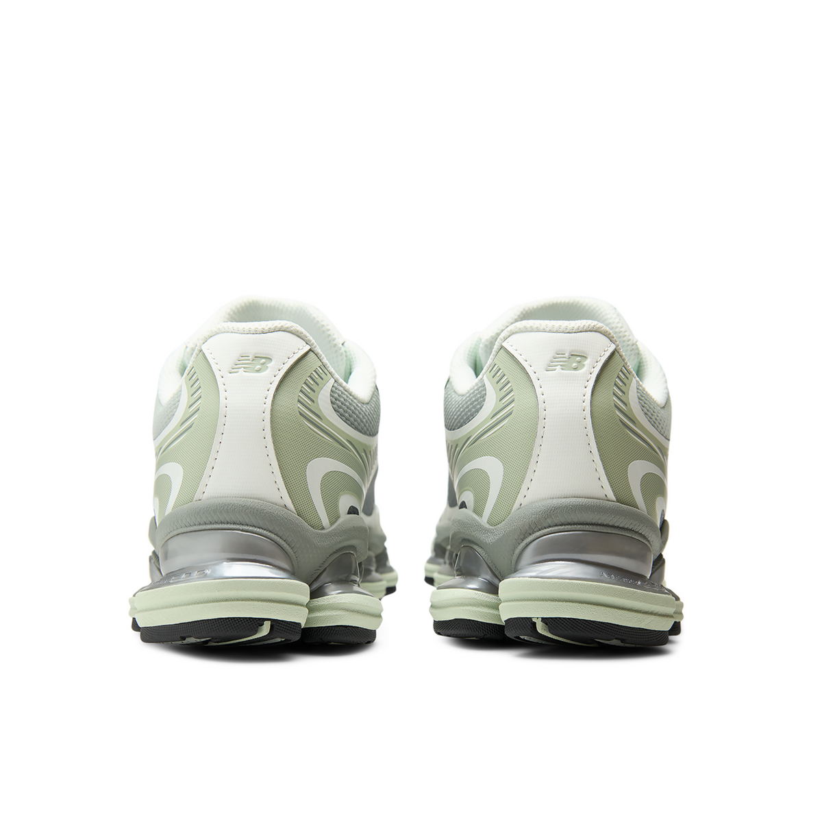 New Balance U20002UU - 2000 in BEIGE