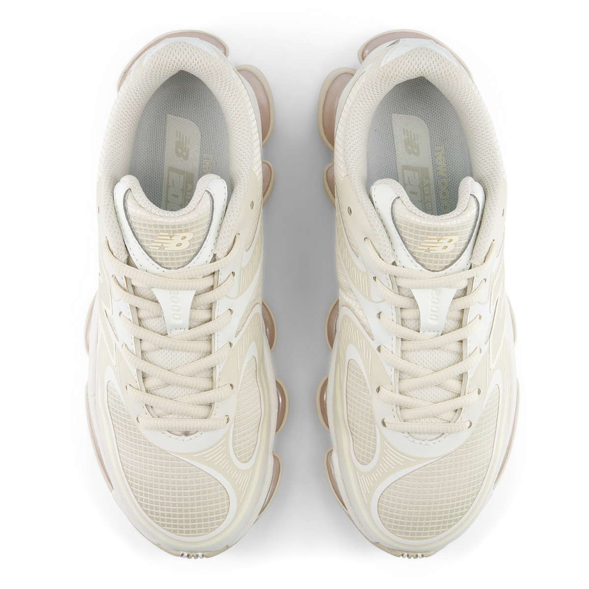 New Balance U20004PO - 2000 in BEIGE