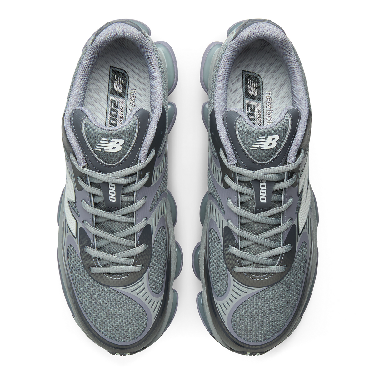 New Balance U 2000 Grey Days in GRAU