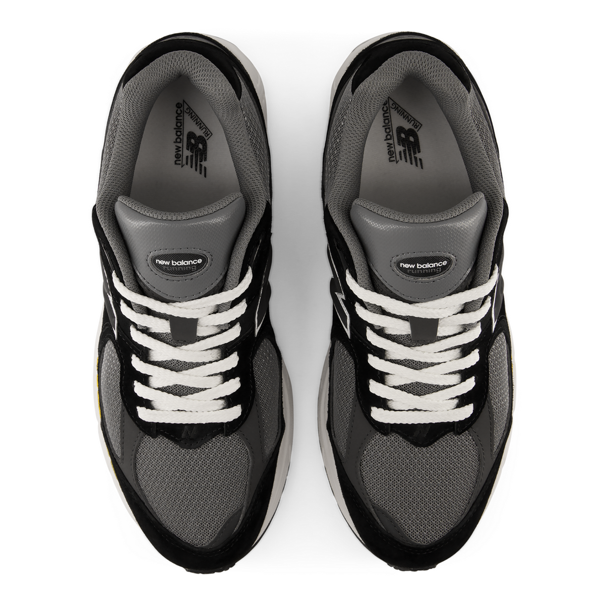 New Balance U20024JG - 2002R in SCHWARZ