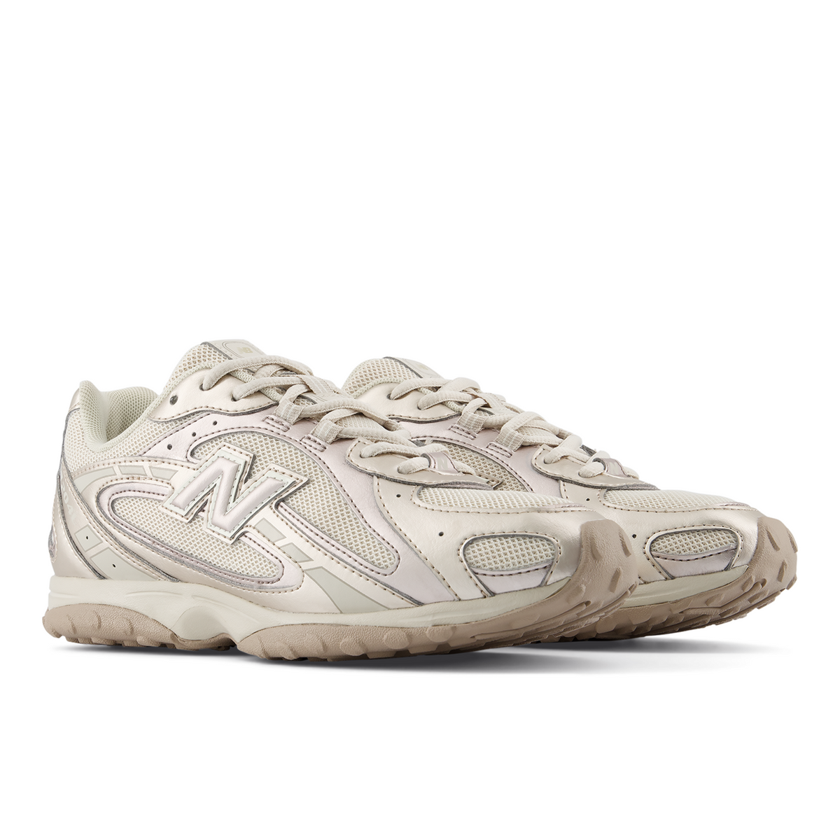 New Balance 204L Colour Metallics in GRAU