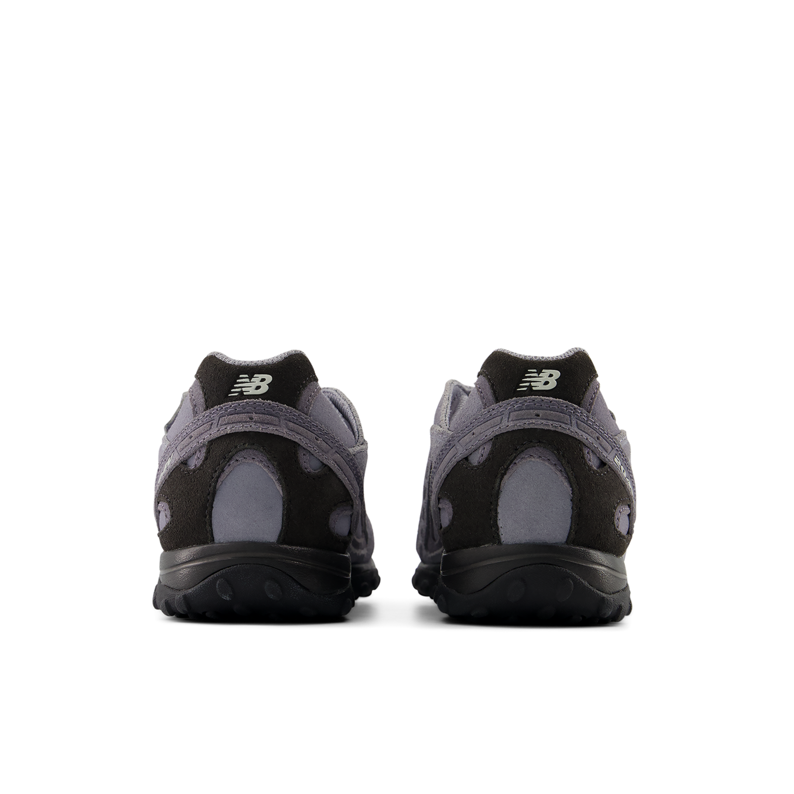New Balance 204V Catwalk in GRAU