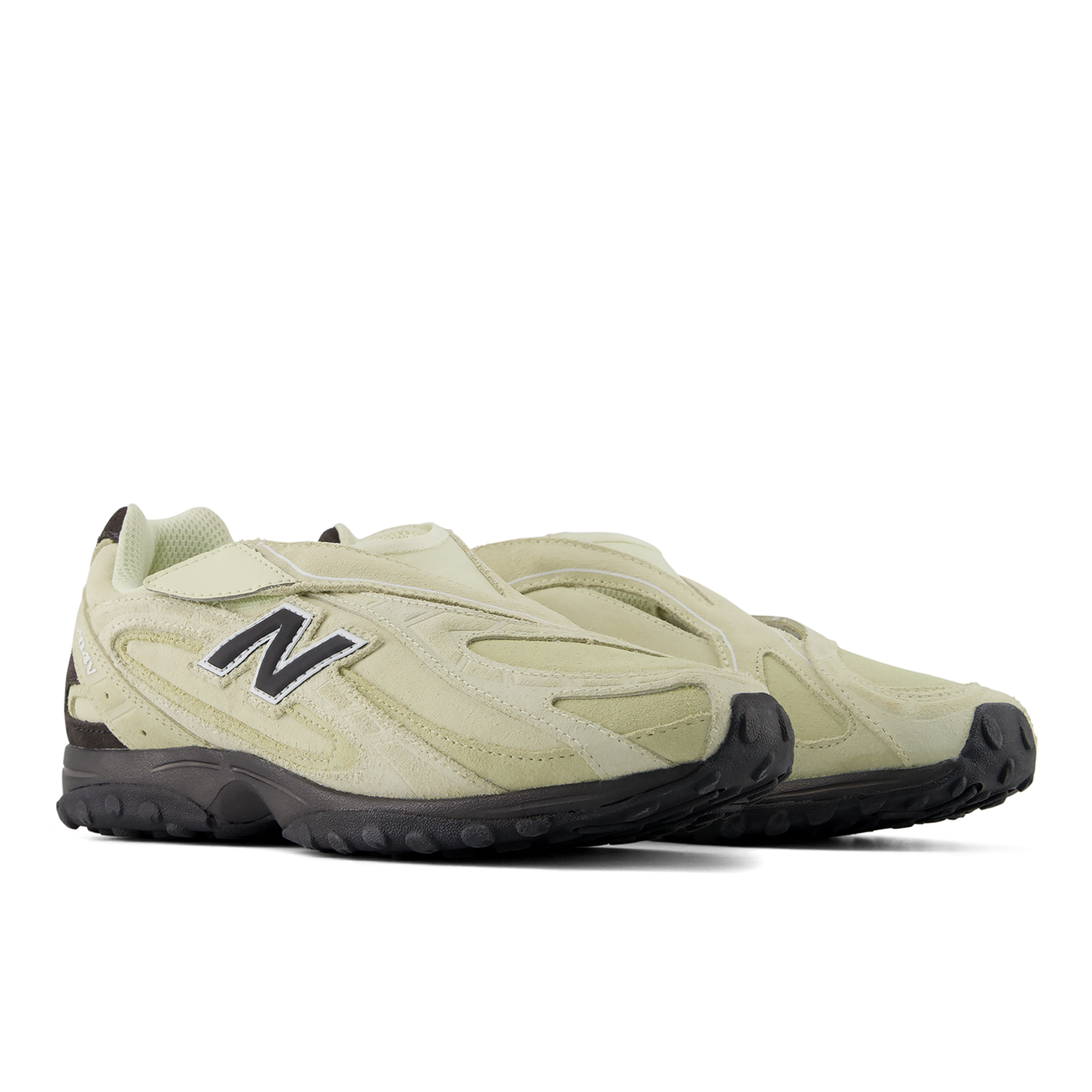 New Balance 204V Catwalk in BRAUN
