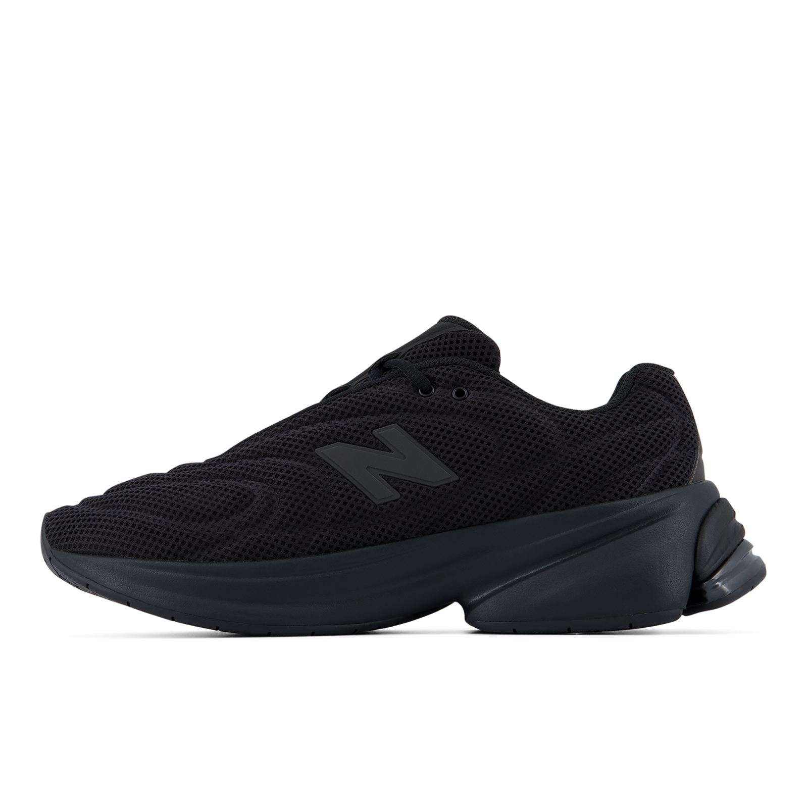 New Balance 5030 Blackout in SCHWARZ