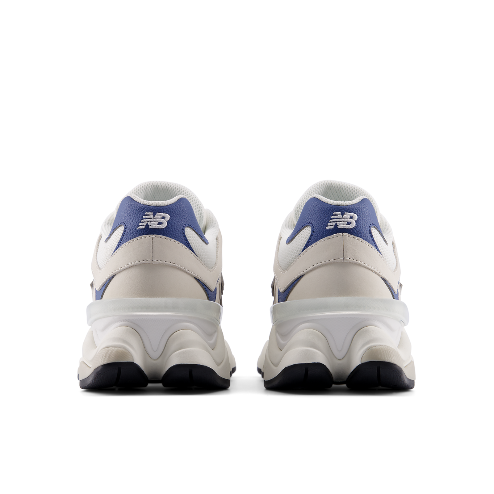 New Balance U 9060 Elevated Staple Freizeitschuhe in BEIGE
