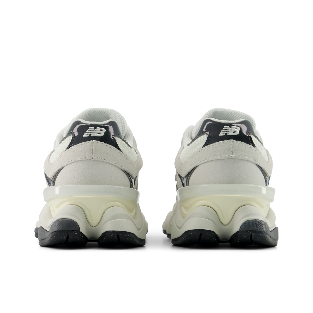New Balance U90602FD - 9060 in BEIGE