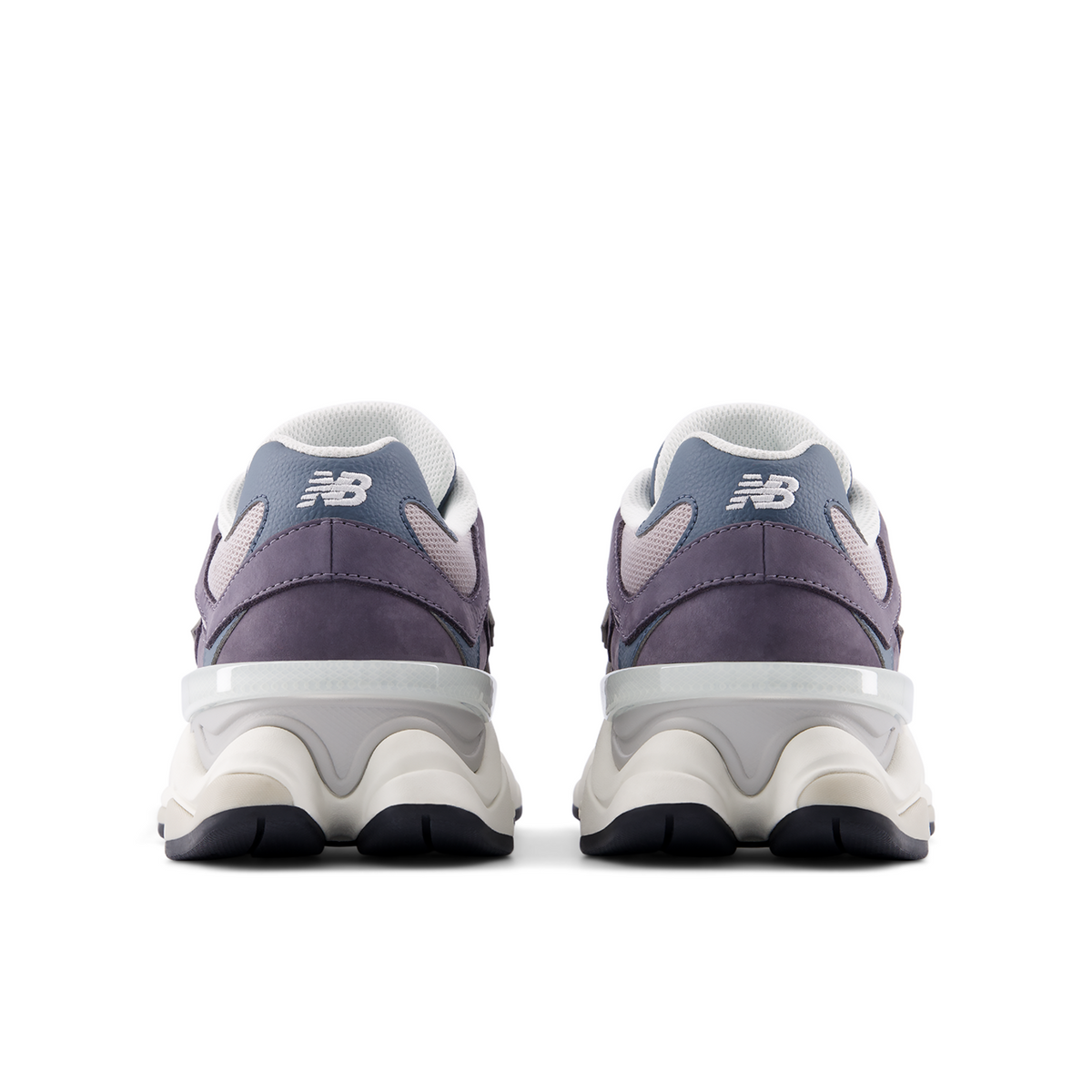 New Balance U 9060 Elevated Staple Freizeitschuhe in VIOLETT