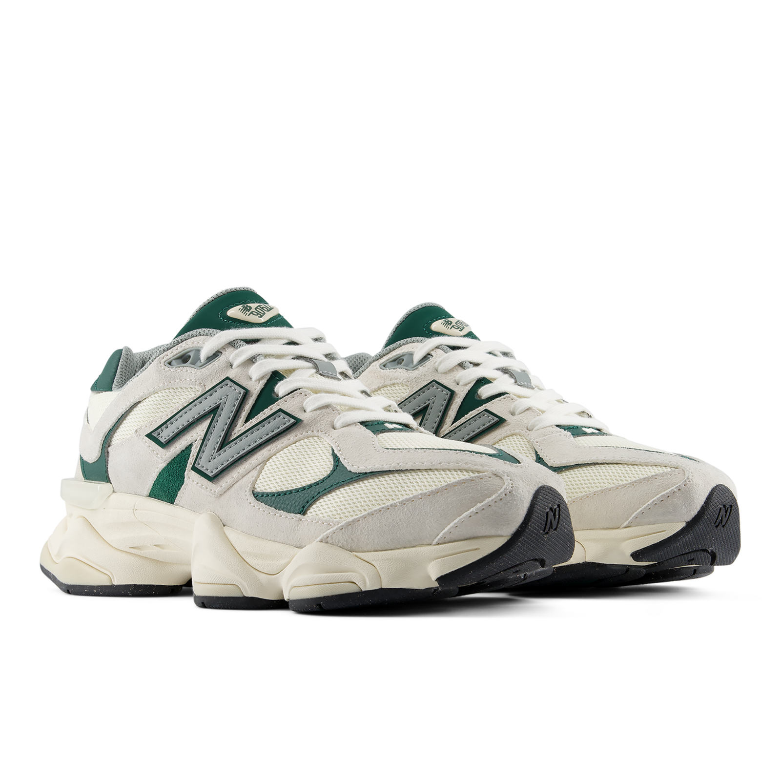 New Balance 9060 All Day in GRÜN