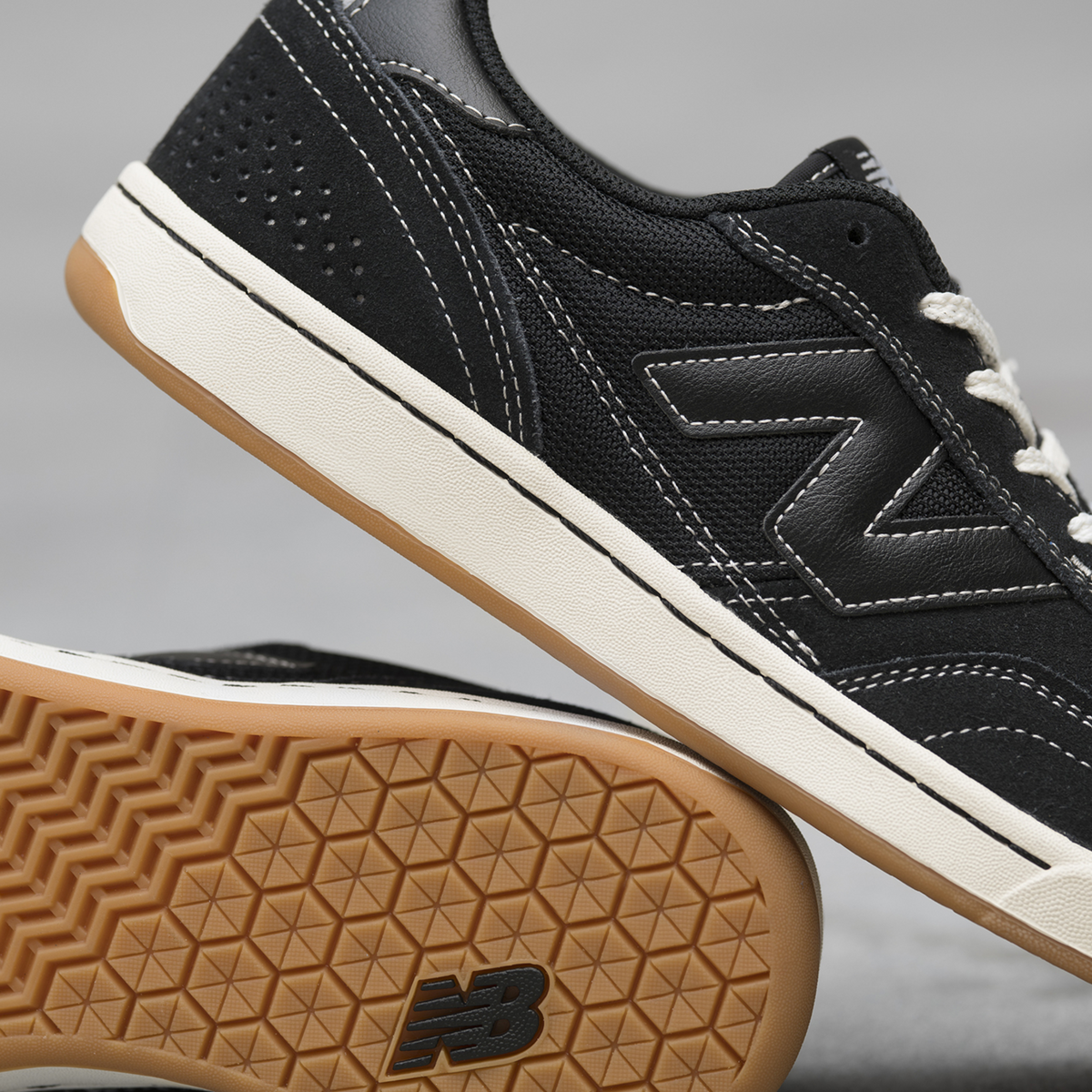 New Balance M Numeric 440 v2 Skateboardschuhe in SCHWARZ