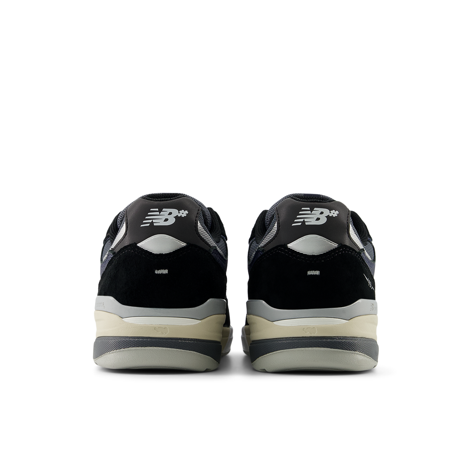 New Balance M Numeric 933 Andrew Reynolds Skateboardschuhe in SCHWARZ
