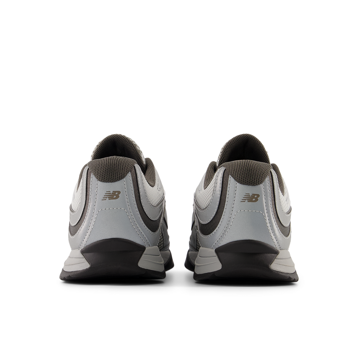 New Balance M RC56 Metallic Sport Freizeitschuhe in GRAU