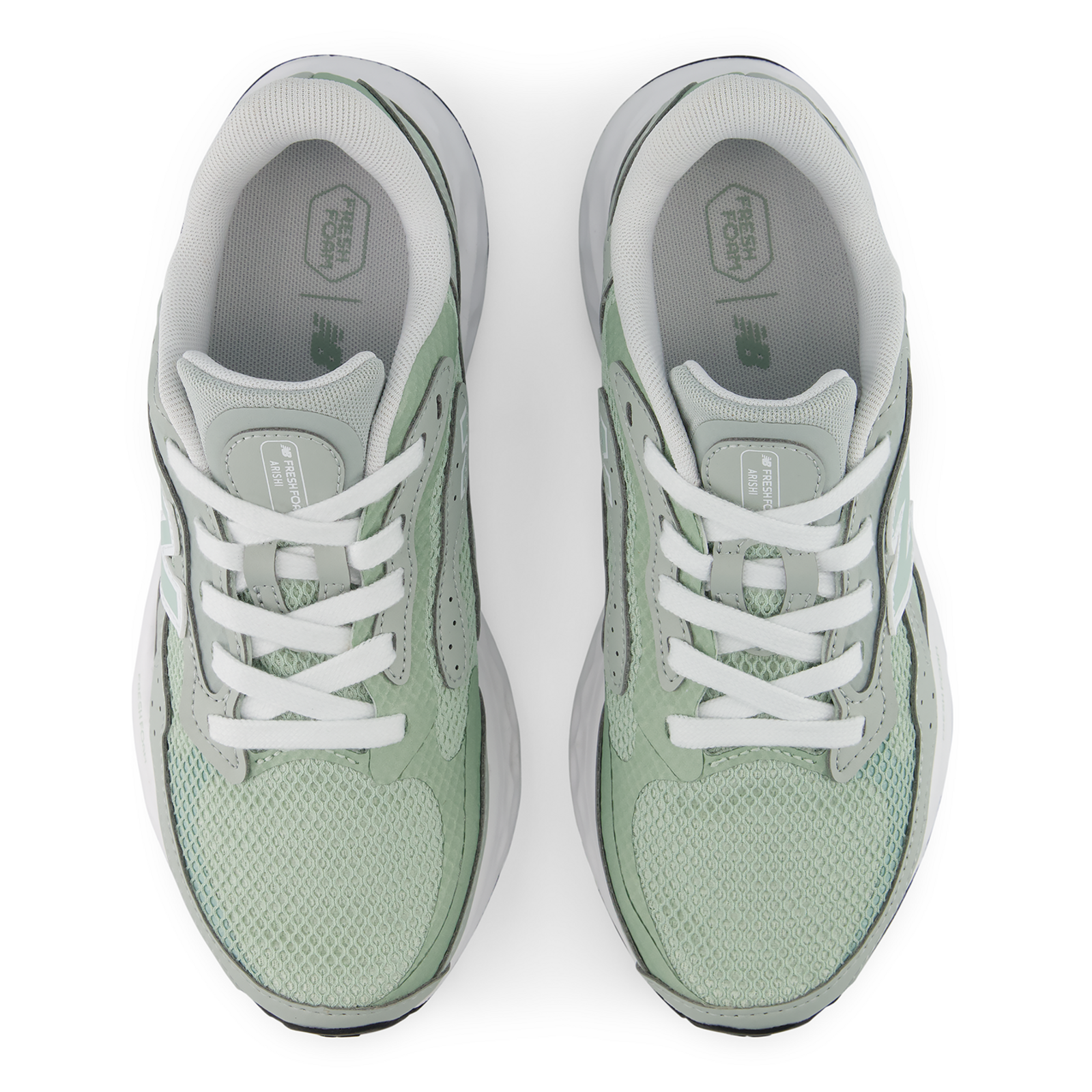 New Balance Arishi Tiralux v4 in GRÜN