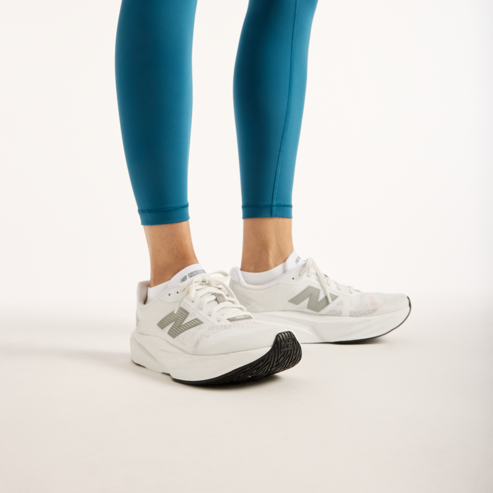 New Balance W AC Legging 25” in BLAU