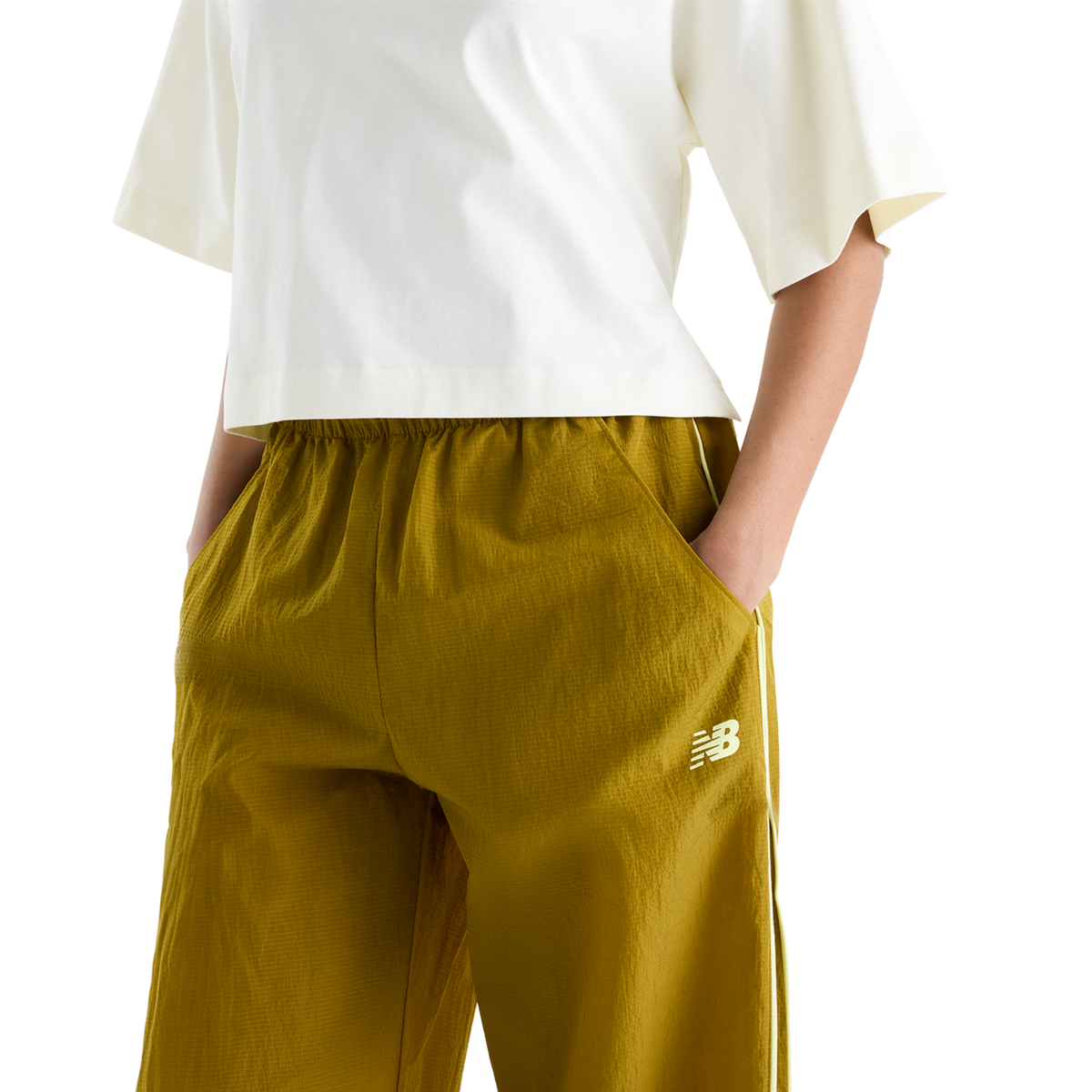 New Balance W Sport Legacy Pant in BRAUN