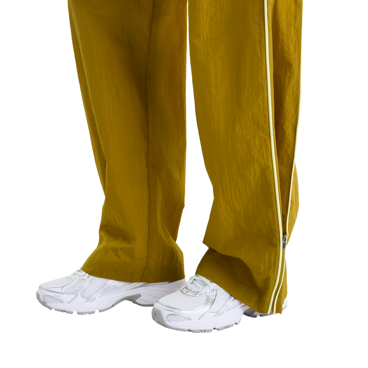 New Balance W Sport Legacy Pant in BRAUN