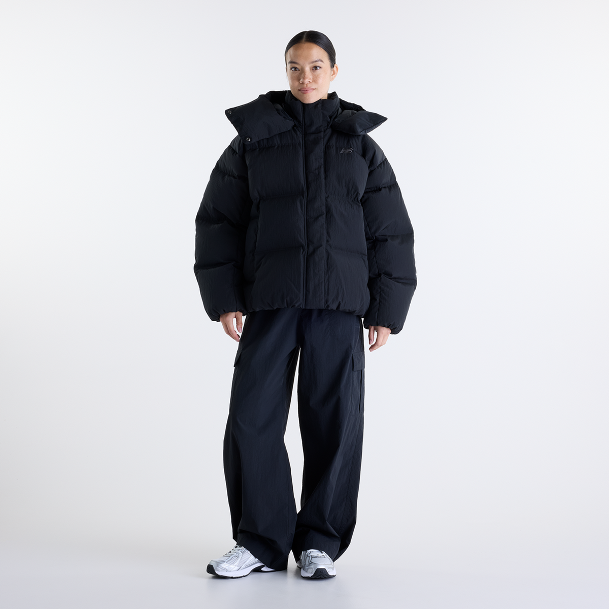 New Balance W Premium Puffer Jacket in SCHWARZ