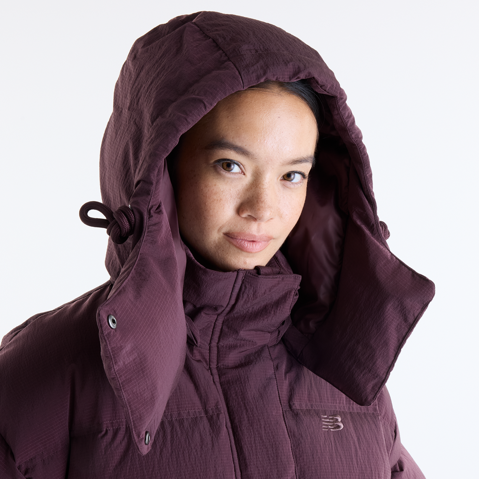 New Balance W Premium Puffer Jacket in ROT