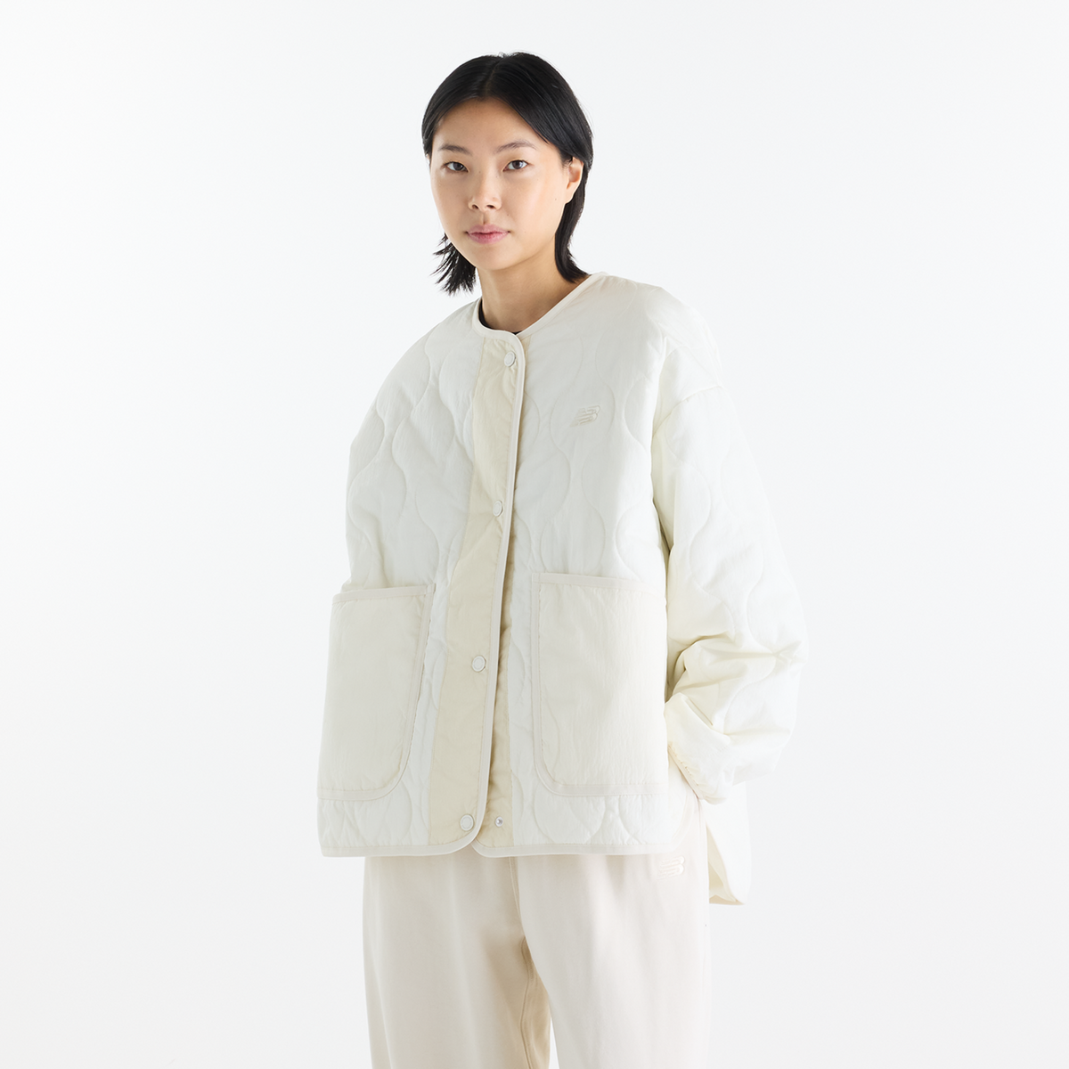 New Balance W Quilted Bomber in BEIGE