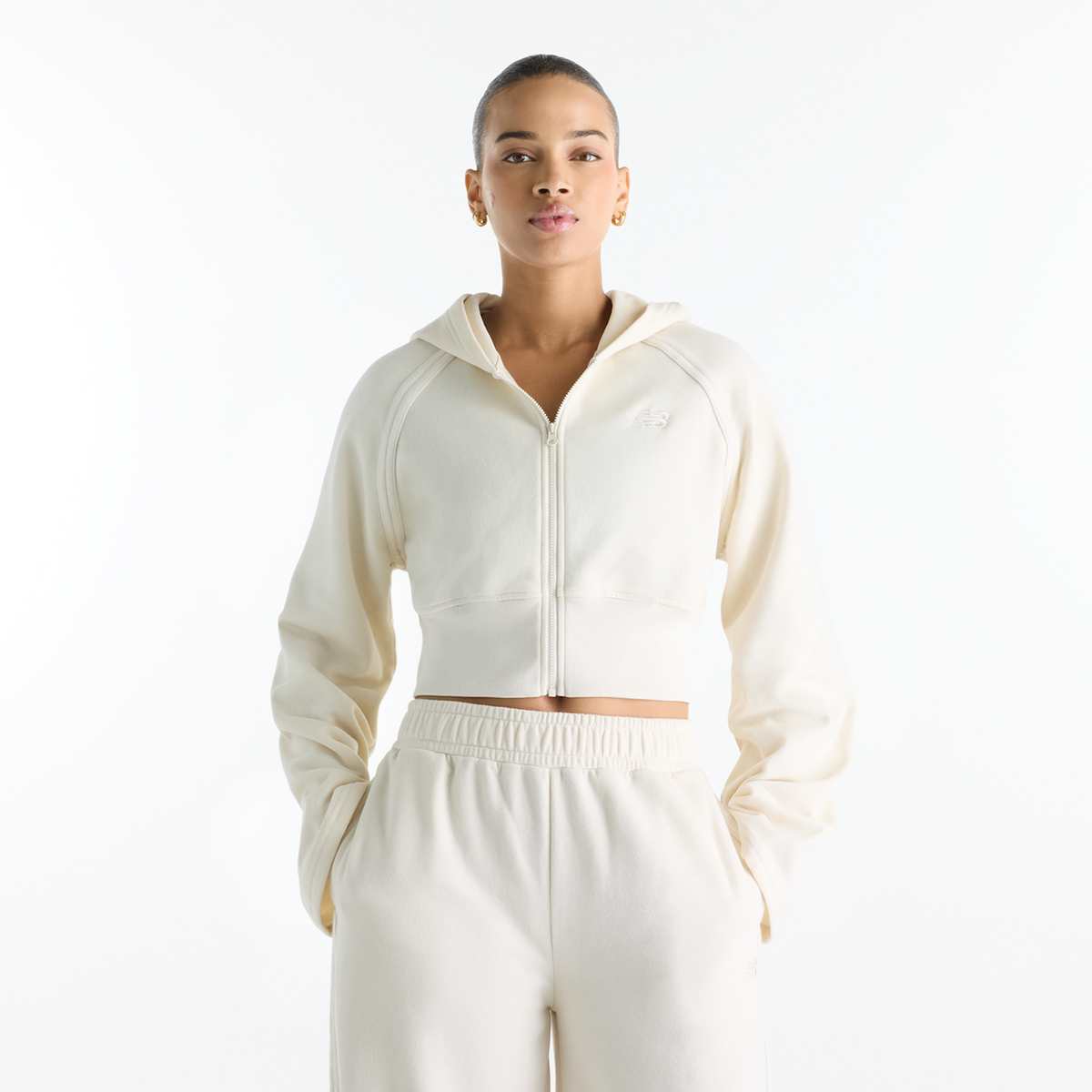 New Balance W Brushed Coastal Fleece Full Zip in BEIGE
