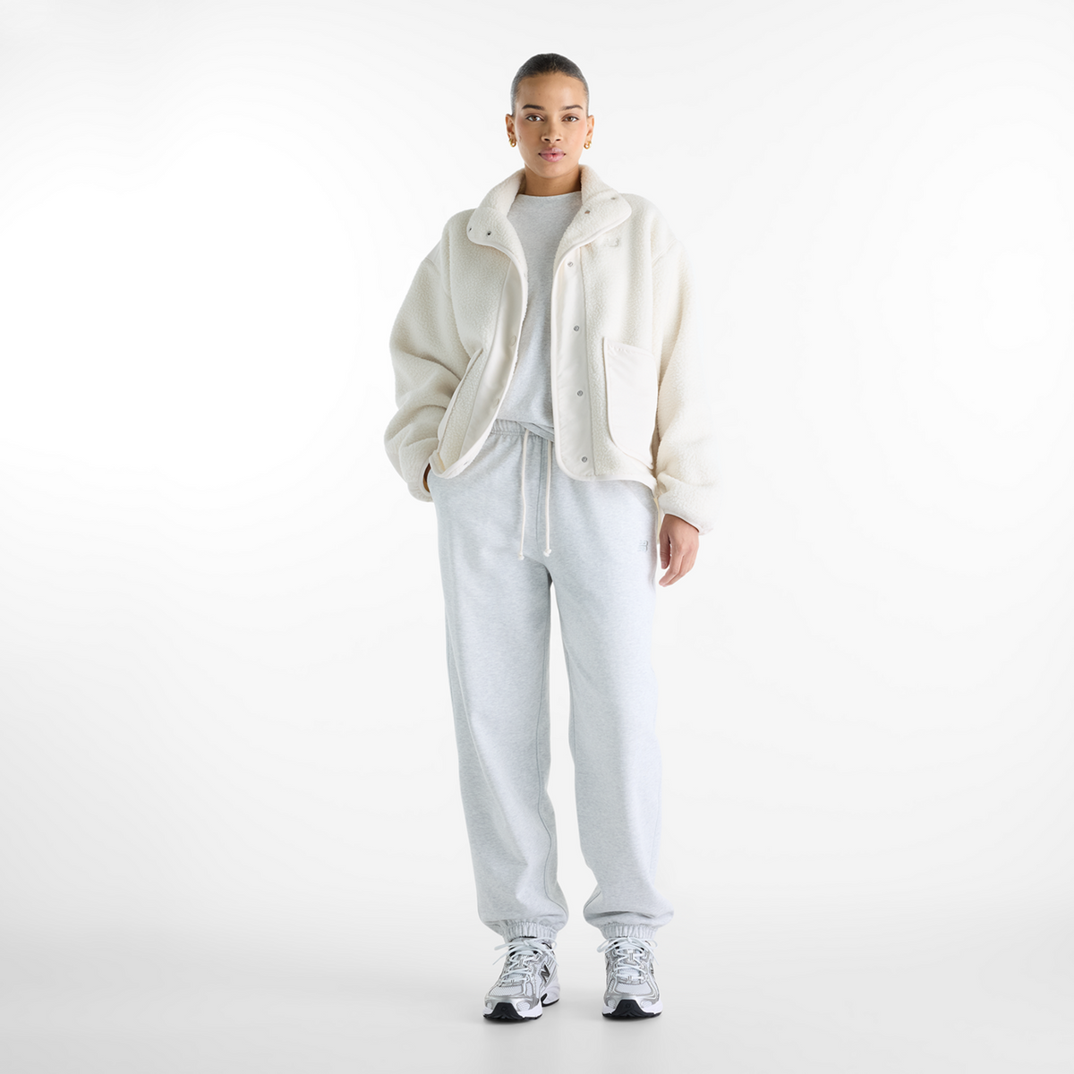New Balance W High Pile Fleece Jacket in BEIGE
