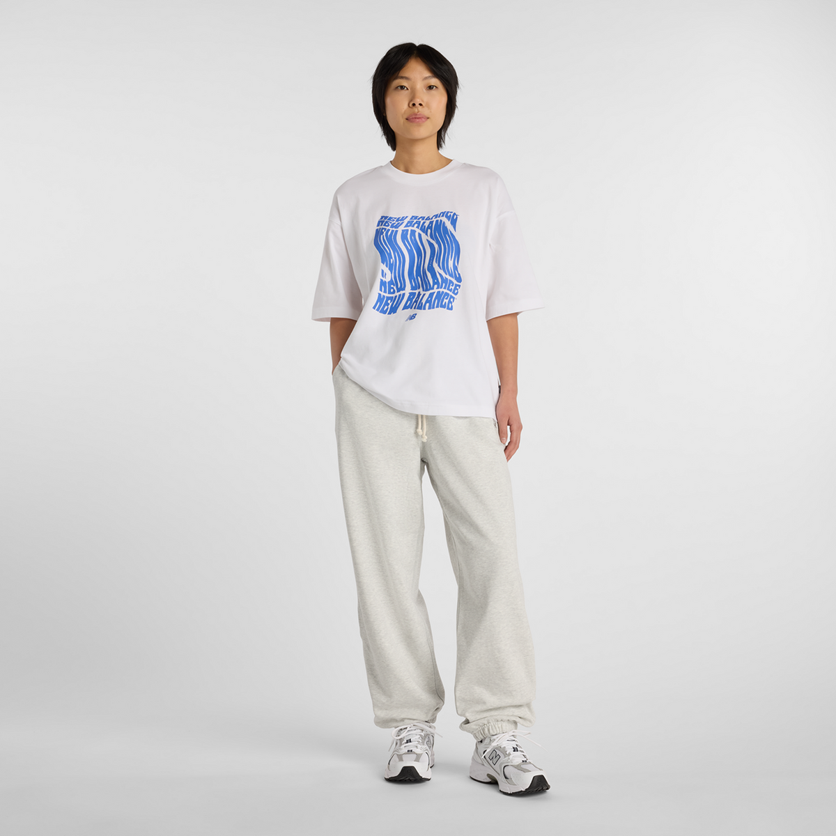 New Balance W Wavey Relaxed T-Shirt in