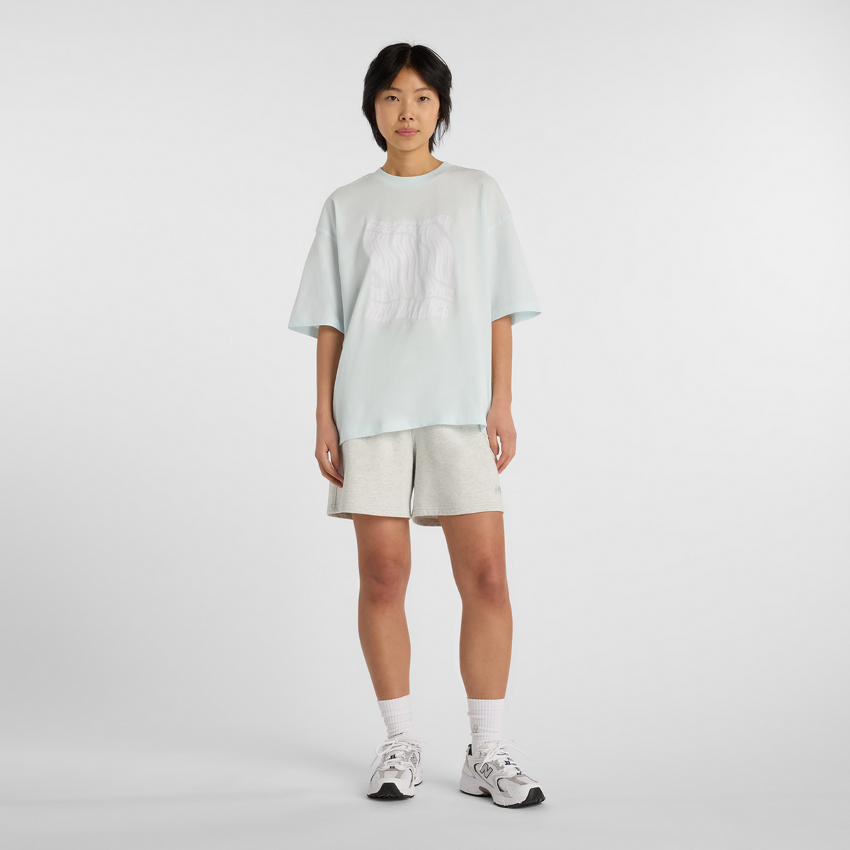 New Balance W Wavey Relaxed T-Shirt in