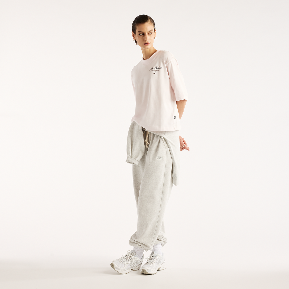 New Balance W Pressed Flowers Relaxed T-Shirt in PINK