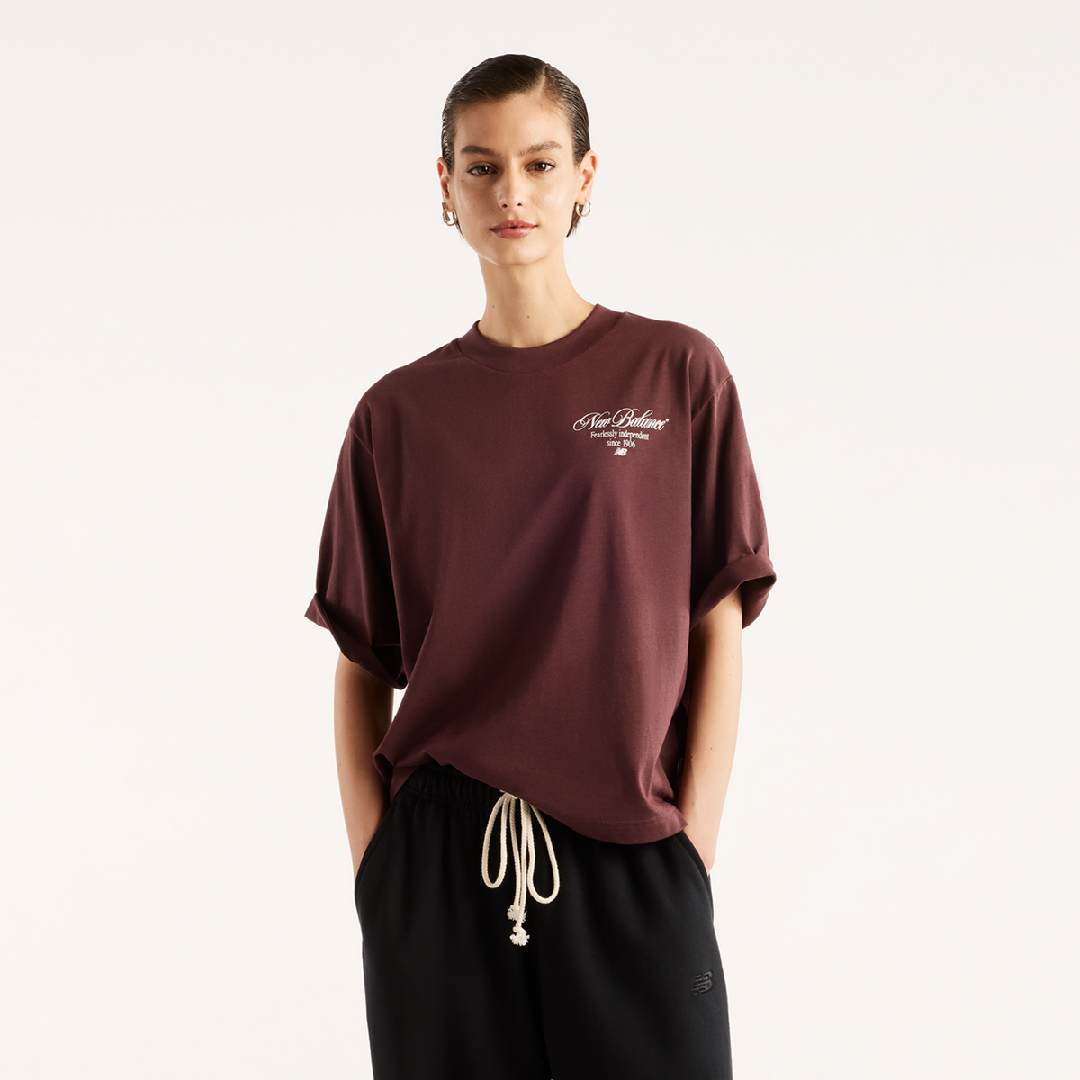 New Balance W Pressed Flowers Relaxed T-Shirt in ROT