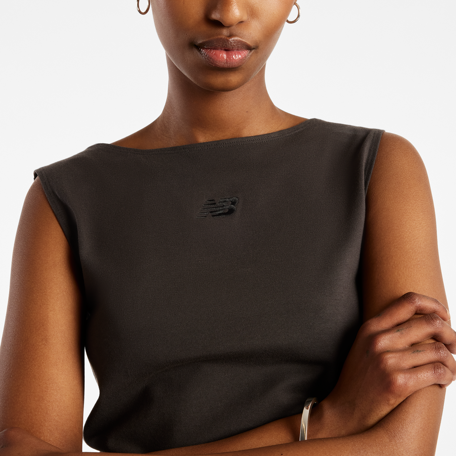 New Balance W Open-Back Fitted Tank in