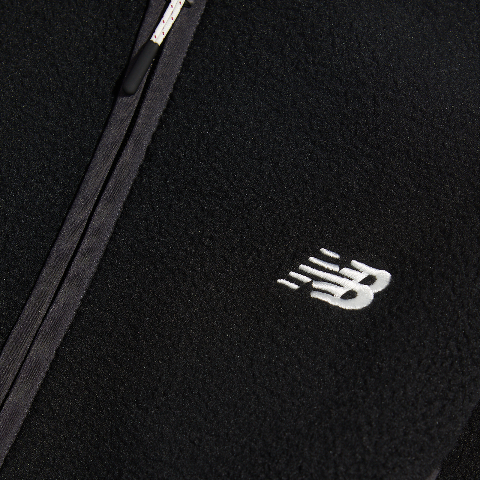 New Balance B Fleece Full Zip Jacket in SCHWARZ