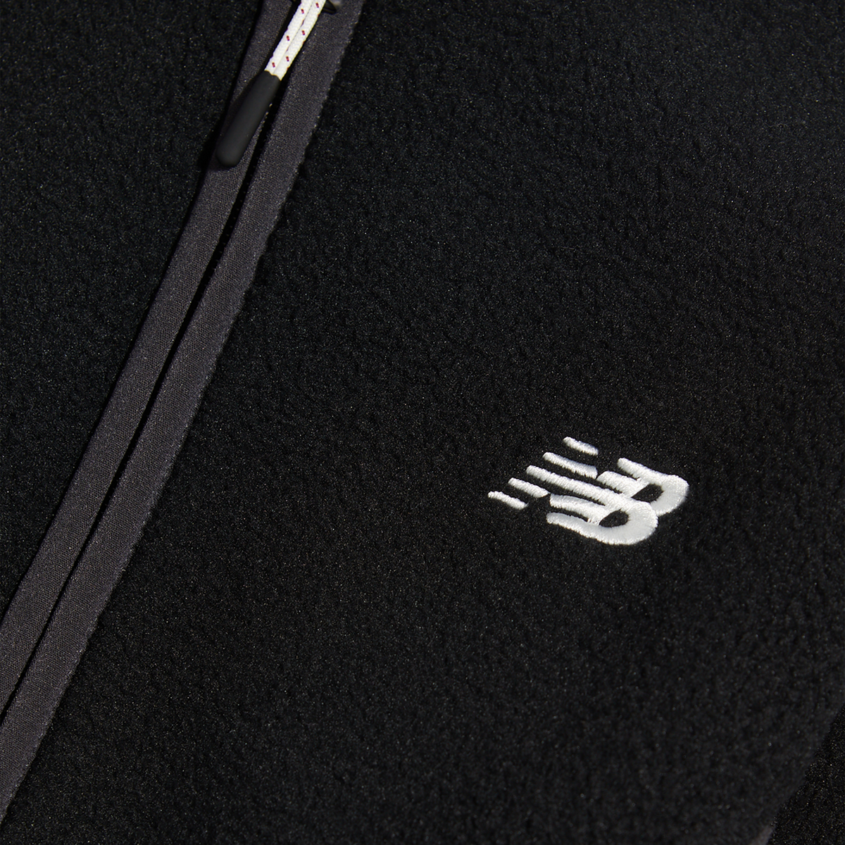 New Balance B Fleece Full Zip Jacket in SCHWARZ