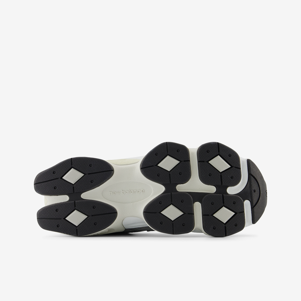 New Balance G 9060 Freizeitschuhe in GRAU