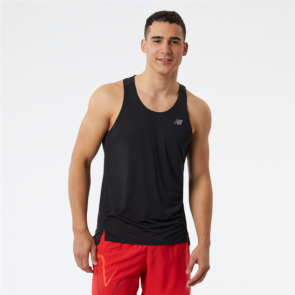 New Balance Accelerate Singlet in SCHWARZ