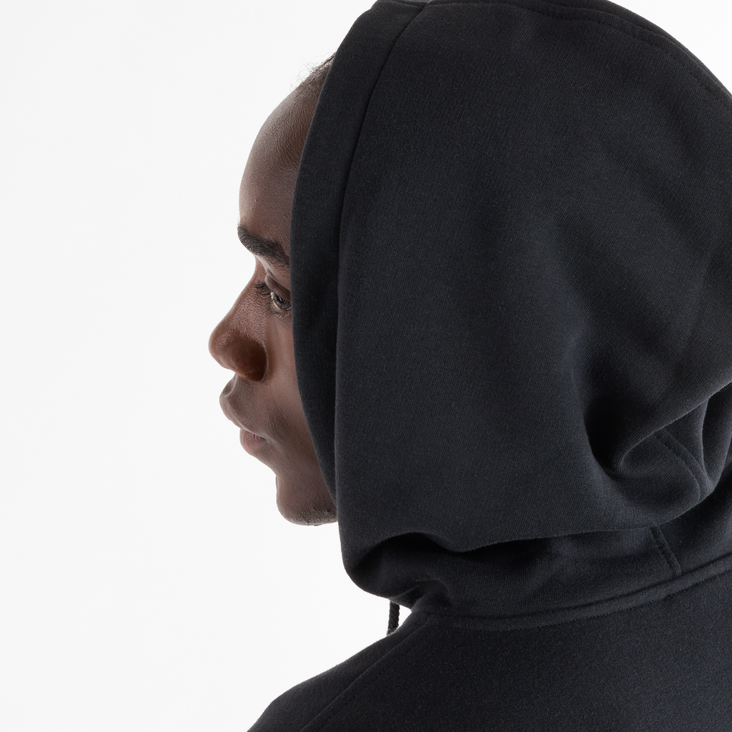 New Balance Sport Core Brushed Full Zip Hoodie in SCHWARZ