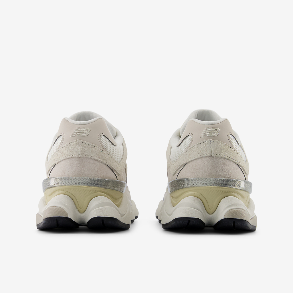 New Balance U 9060 Elevated Classics Freizeitschuhe in BEIGE