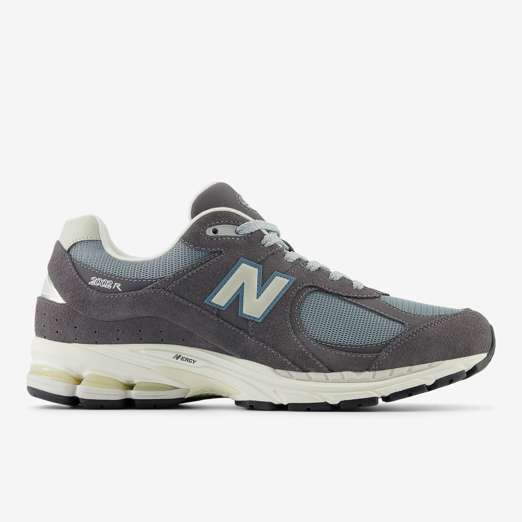 New Balance M 2002R Seasonal Freizeitschuhe in GRAU