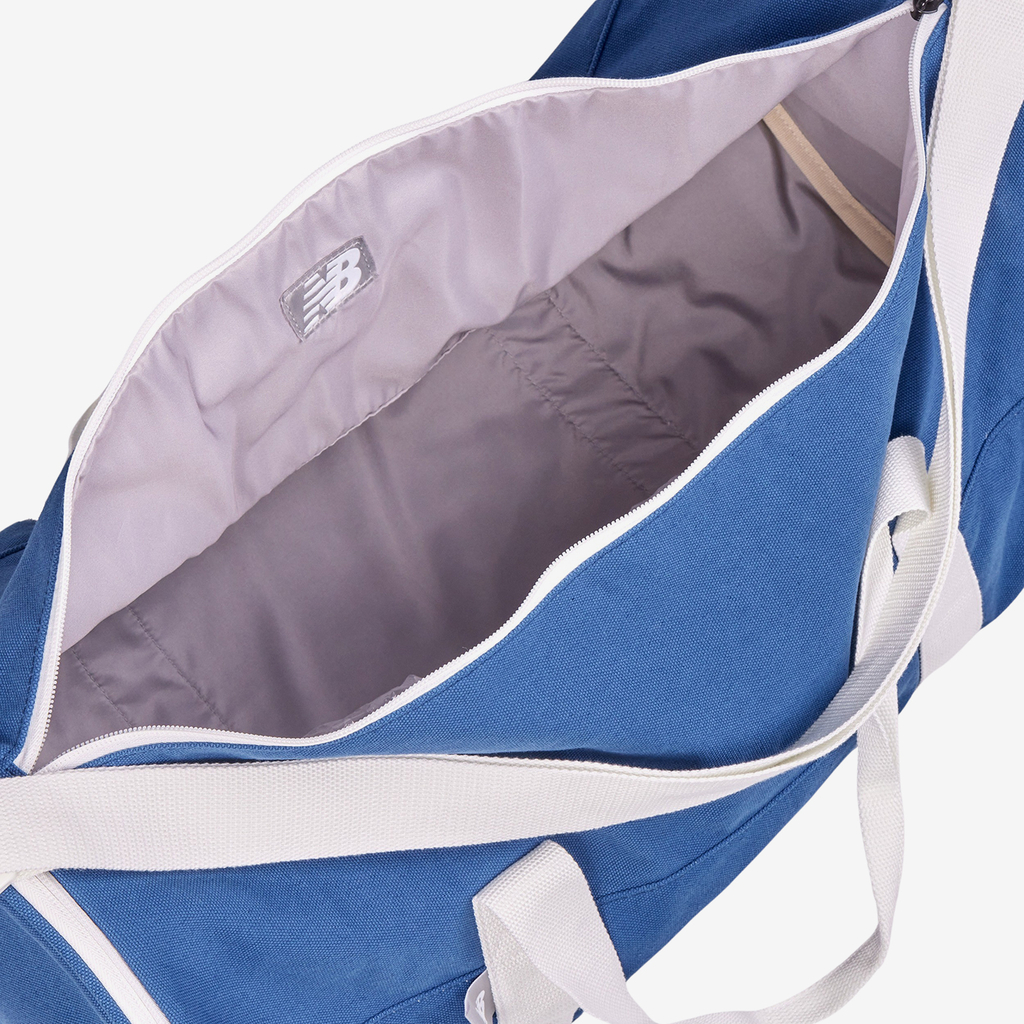 New Balance Canvas Duffel in BLAU