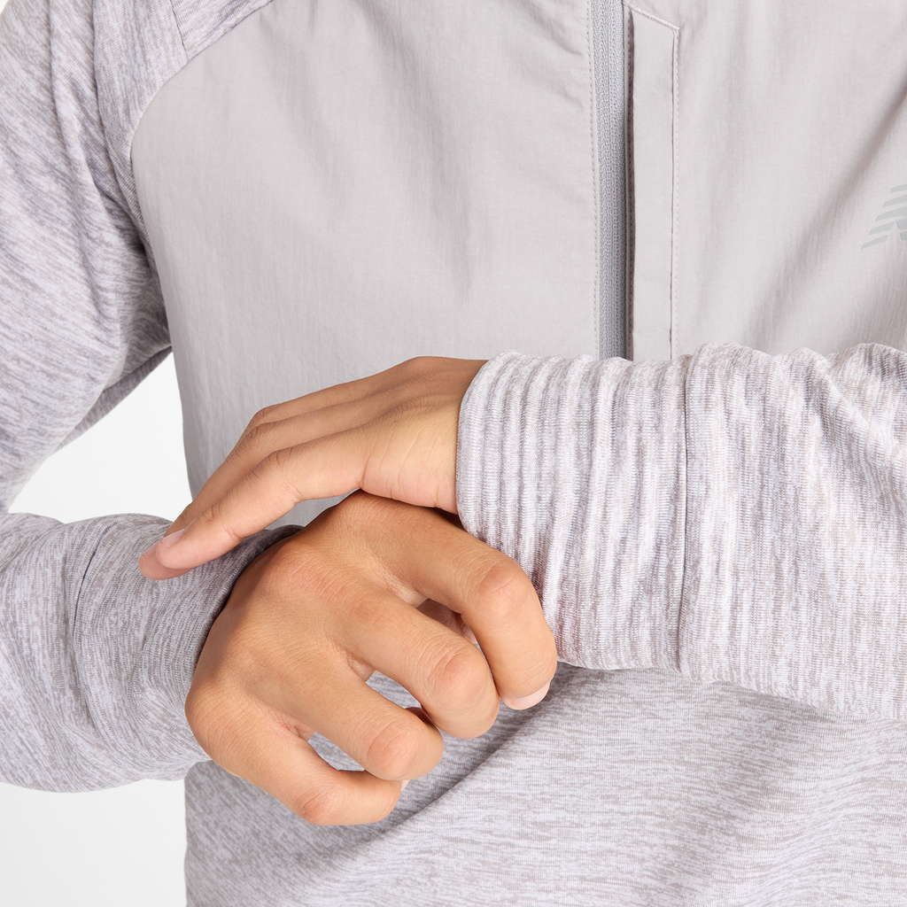 New Balance Athletics Heat Grid 1/2 Zip in GRAU