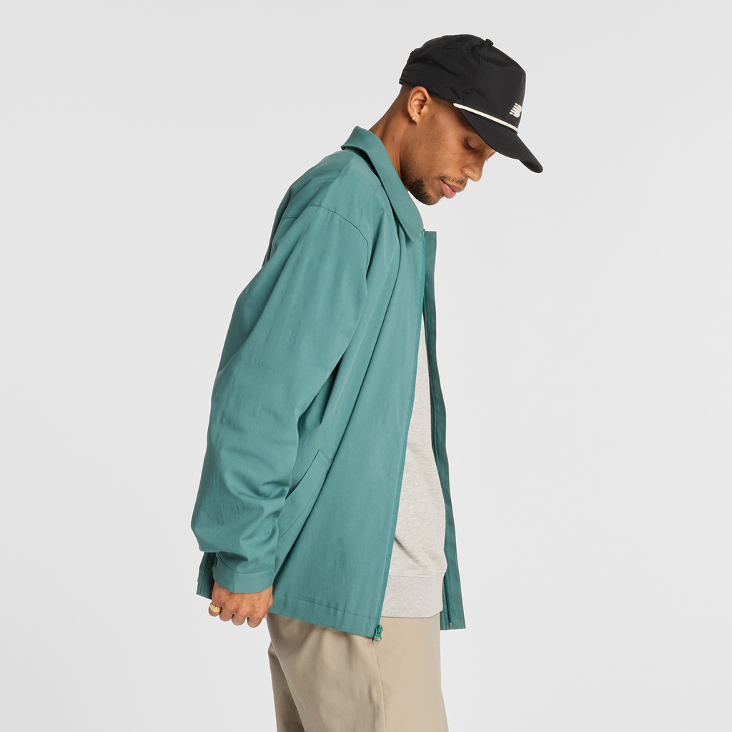 New Balance Numeric Coaches Twill Jacket in GRÜN