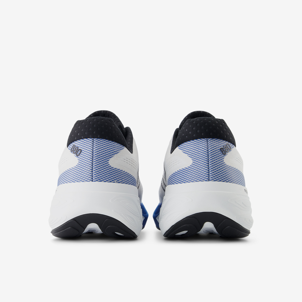 New Balance M 880 v15 Laufschuhe in WEISS